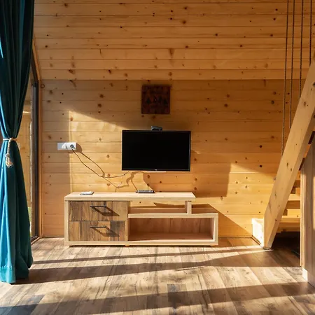 Oaza Jela * Mitrovac