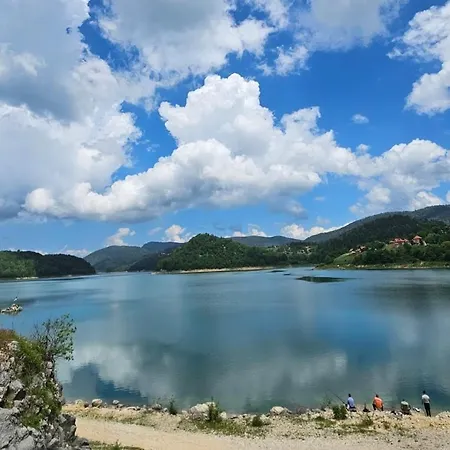 Oaza Jela * Mitrovac